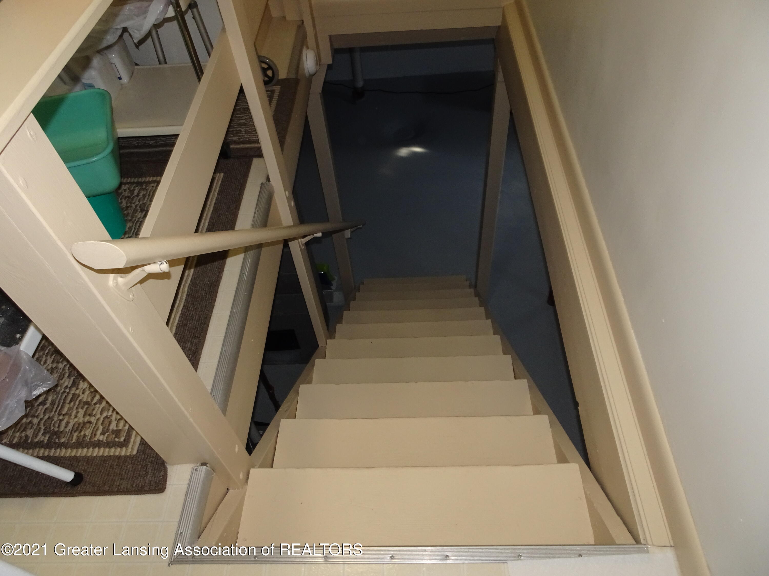 906 Dunlap Street Lansing, MI 48910 - Photo 9 of 18 DSC01608