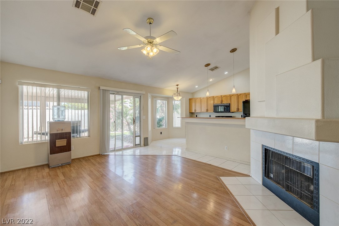 118 Rancho Maderas Way Henderson, NV 89002 - Photo 11 of 33 Gallery Image 11