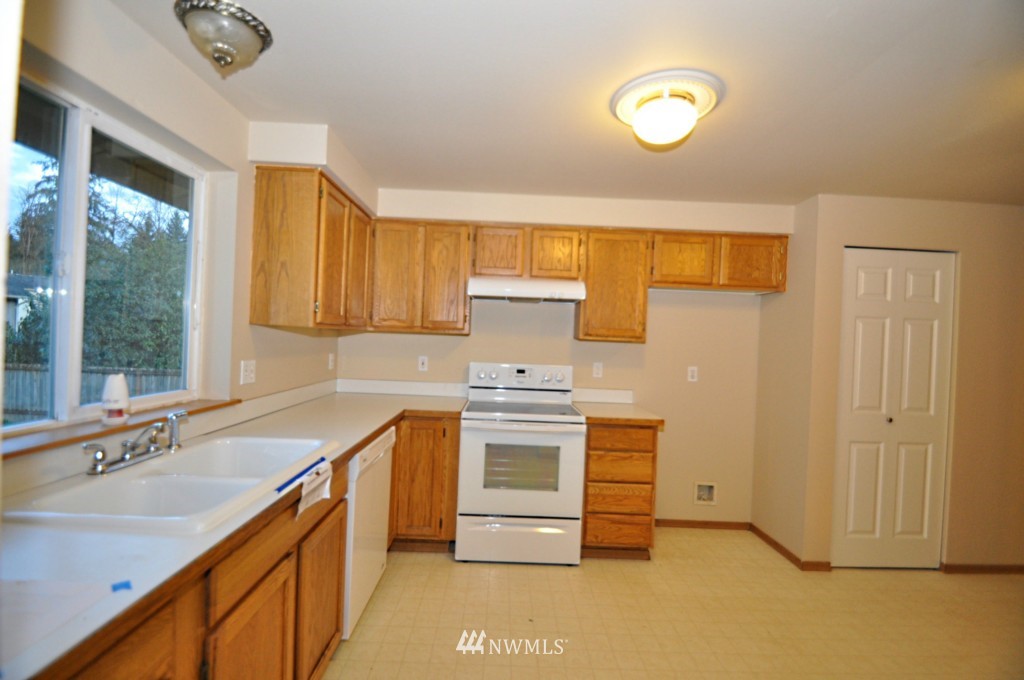 11219 Jordan Road Arlington, WA 98223 - Photo 5 of 11 Gallery Image 5