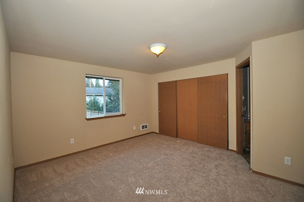 11219 Jordan Road Arlington, WA 98223 - Photo 6 of 11 Gallery Image 6