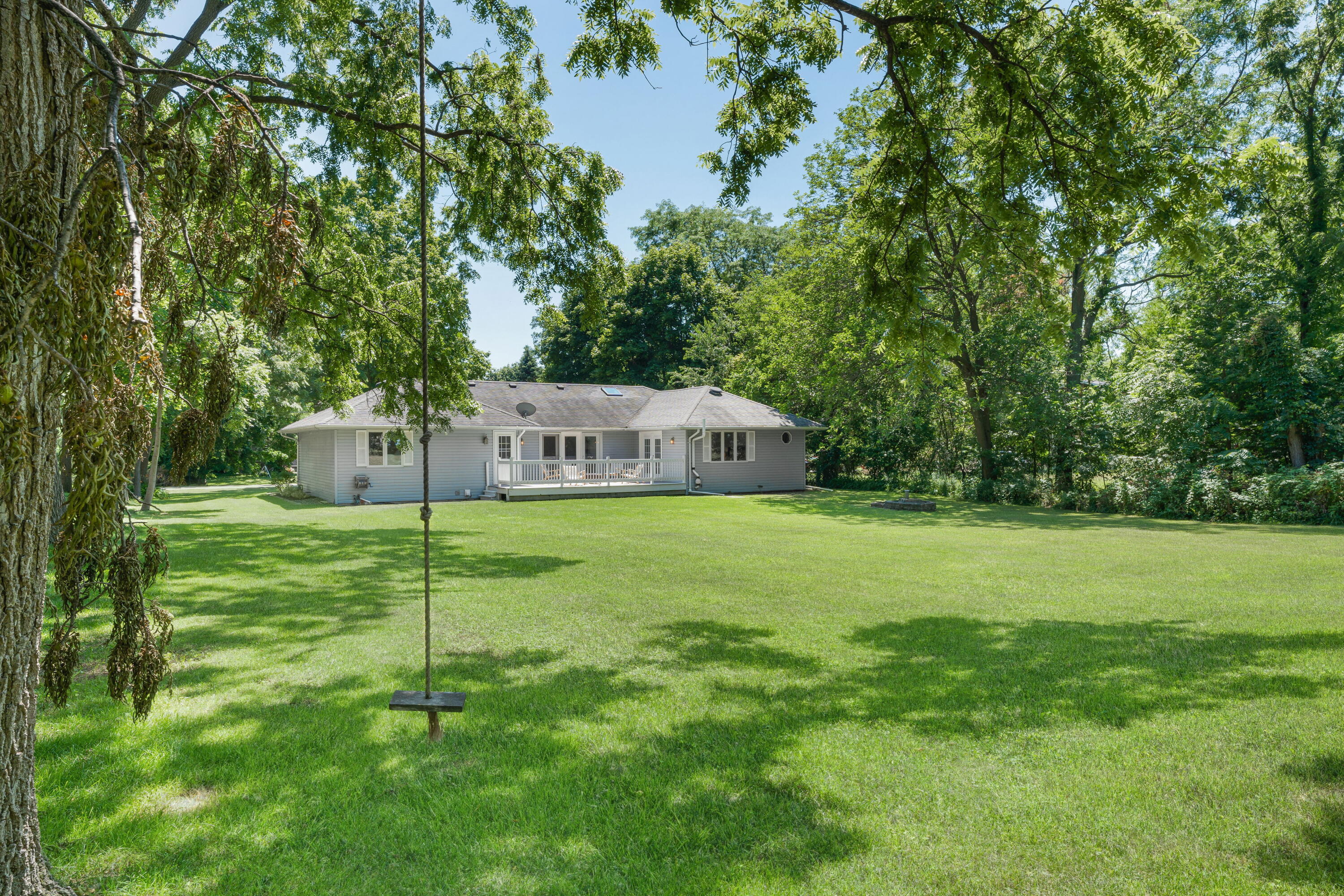 118 Hillview Road Williams Bay, WI 53191 - Photo 34 of 55 Room for all the outdoor activities & makes hosting a breeze!