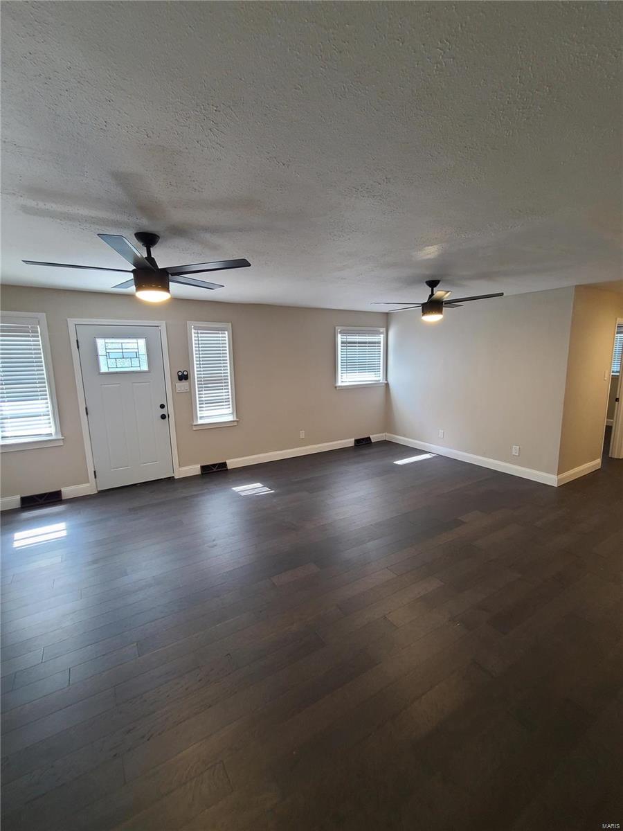 2523 Ruth Street Granite City, IL 62040 - Photo 13 of 34 Gallery Image 13