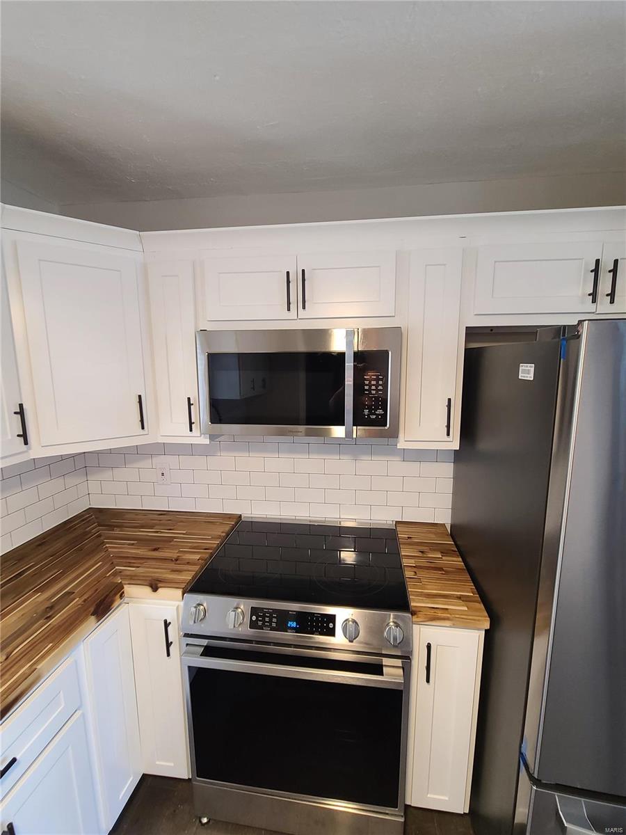 2523 Ruth Street Granite City, IL 62040 - Photo 10 of 34 Gallery Image 10