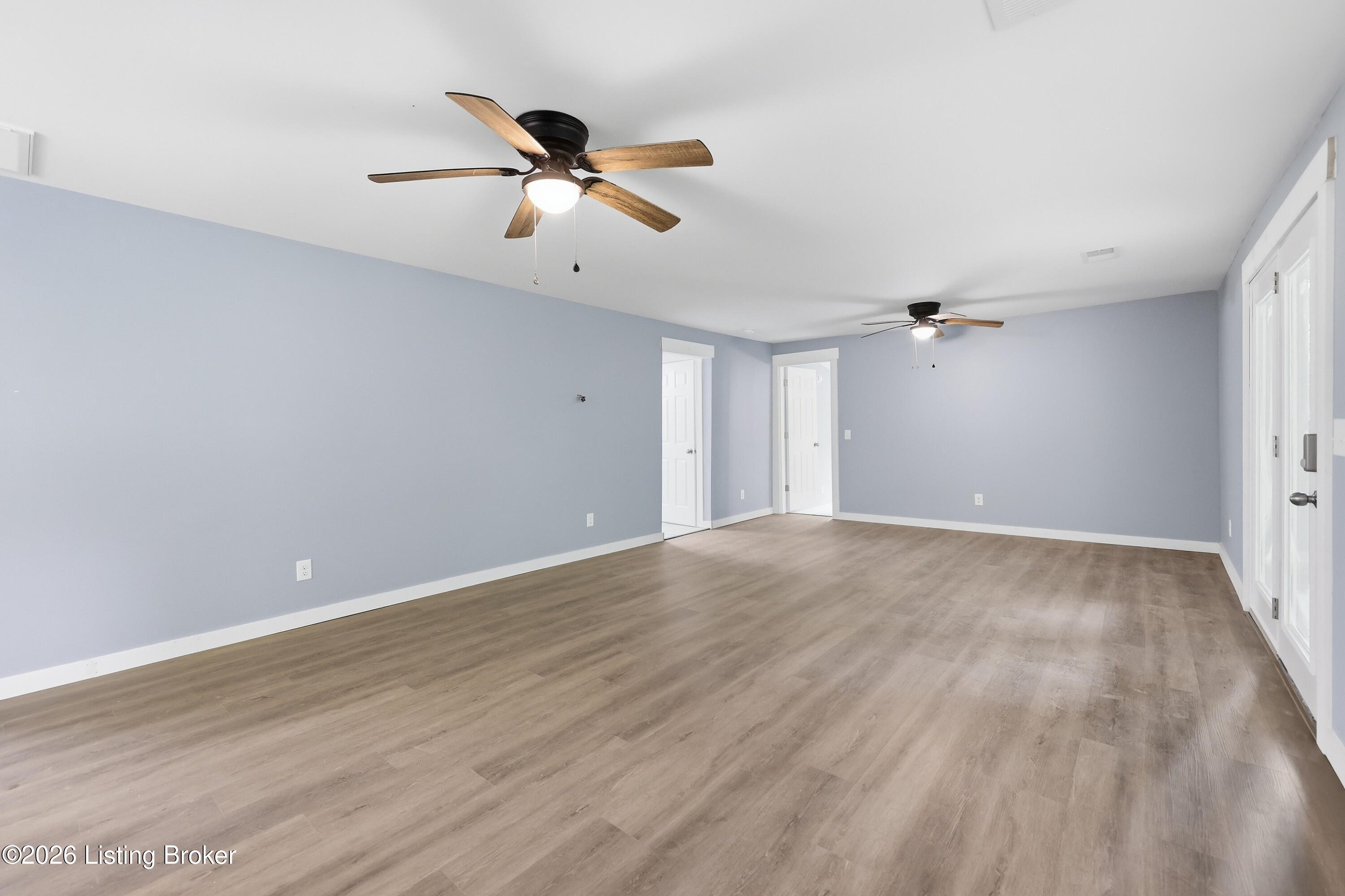 1540 Sims Valley Road Lawrenceburg, KY 40342 - Photo 11 of 48 Living Room