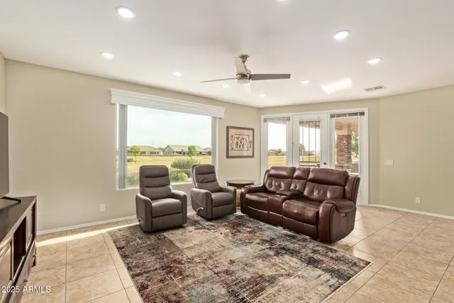 $500,000 | 2662 South Springwood Boulevard, Unit 375, Mesa, AZ 85209