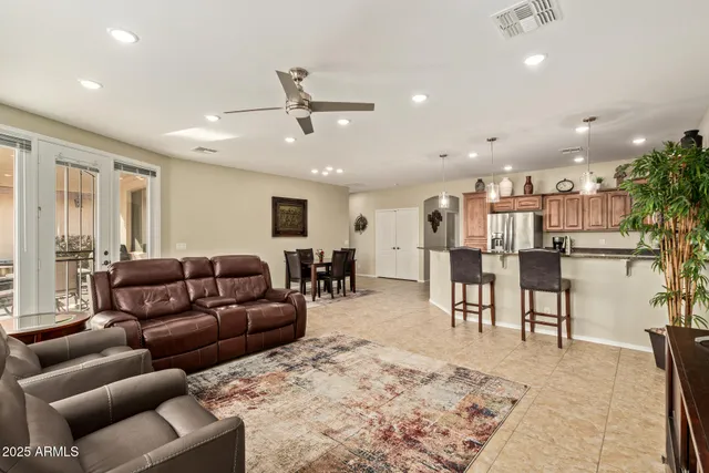 $500,000 | 2662 South Springwood Boulevard, Unit 375, Mesa, AZ 85209