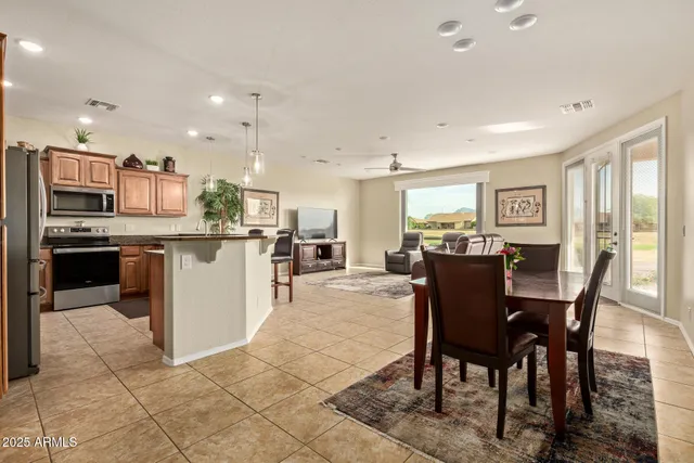 $500,000 | 2662 South Springwood Boulevard, Unit 375, Mesa, AZ 85209