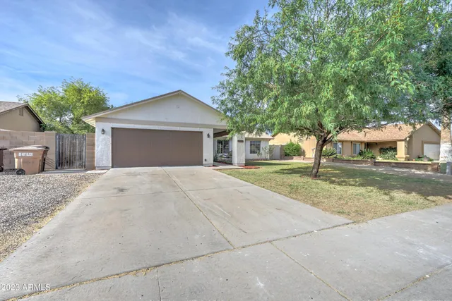 $2,200 | 7113 West Sunnyside Drive, Peoria, AZ 85345