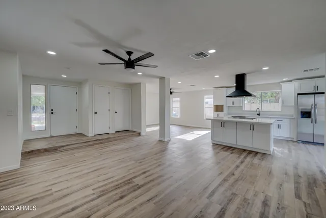 $2,200 | 7113 West Sunnyside Drive, Peoria, AZ 85345