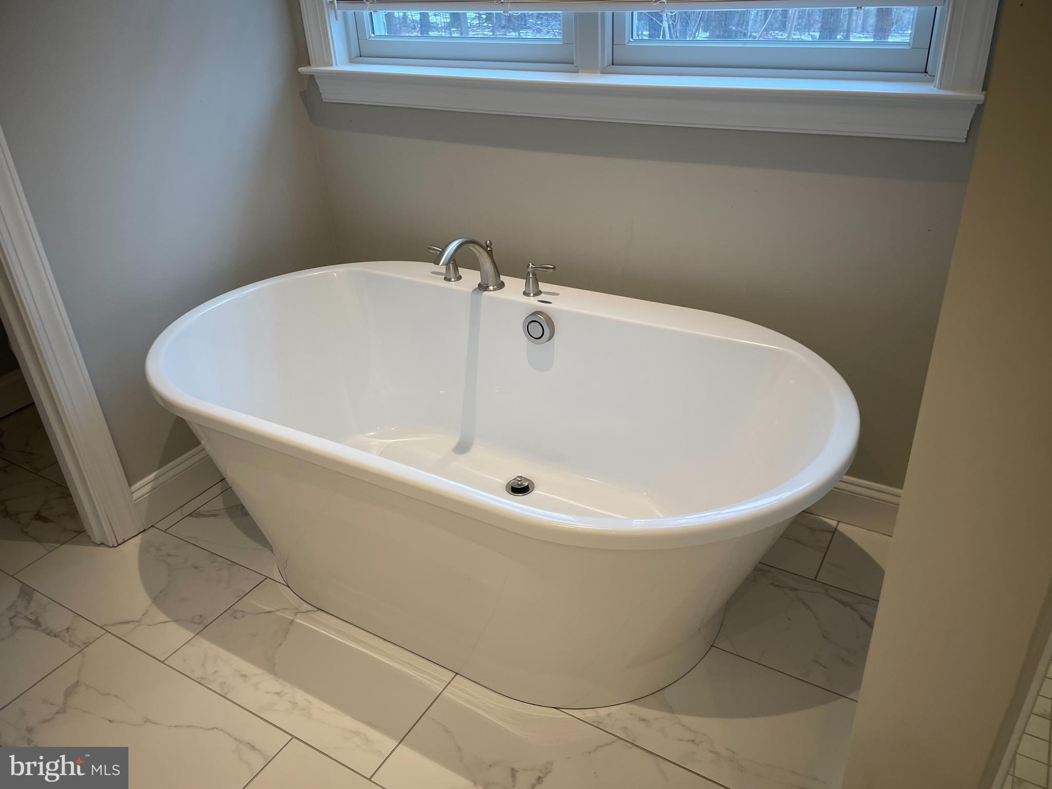 1318 Ivy Hill Road Cockeysville, MD 21030 - Photo 11 of 30