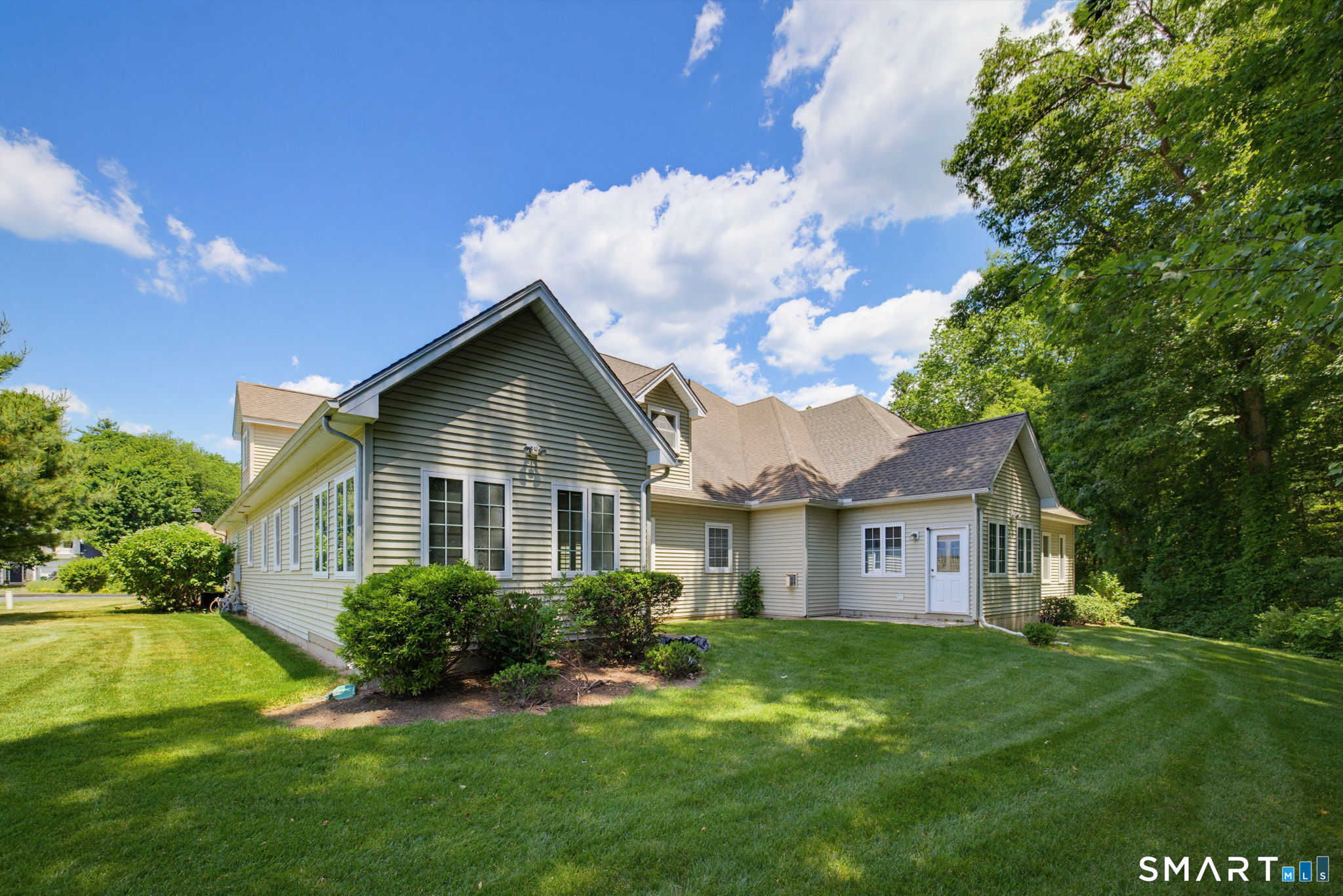 175 Oliver Way, Unit 175 Bloomfield, CT 06002 - Photo 17 of 20