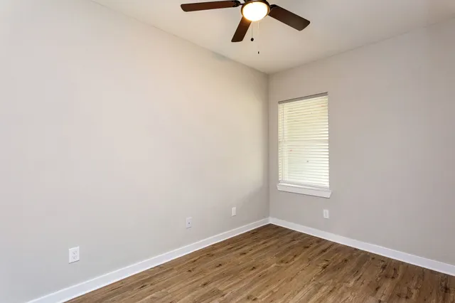 $1,650 | 10317 Lake Road, Unit 3A, Houston, TX 77070