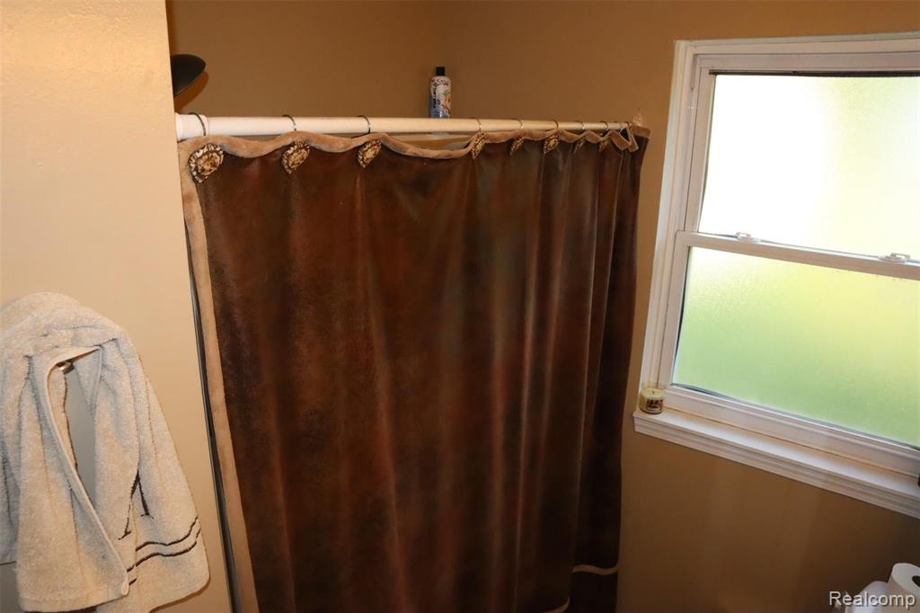 4217 West Allen Road Howell, MI 48855 - Photo 30 of 41