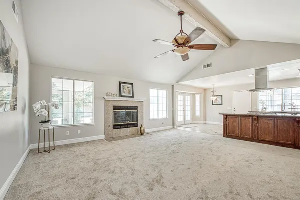 $812,000 | 5358 West Clinton Avenue, Fresno, CA 93722
