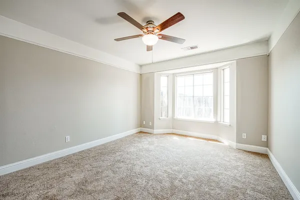 $812,000 | 5358 West Clinton Avenue, Fresno, CA 93722