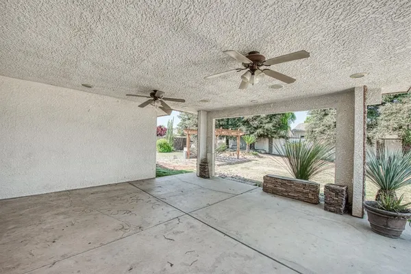 $812,000 | 5358 West Clinton Avenue, Fresno, CA 93722