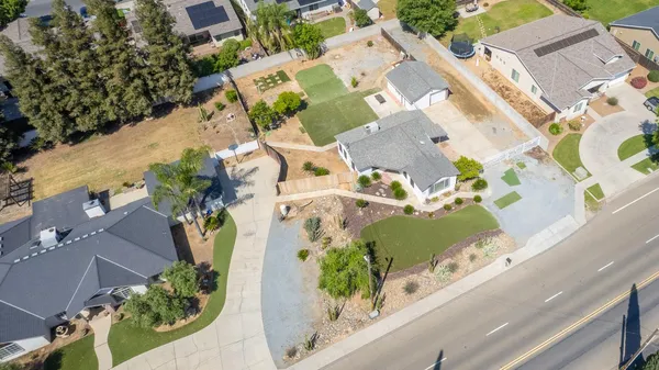 $812,000 | 5358 West Clinton Avenue, Fresno, CA 93722