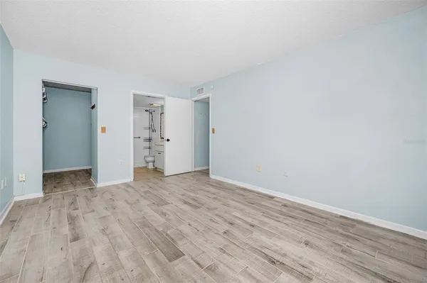 $157,000 | 3232 Lake Pine Way East, Unit C1, Tarpon Springs, FL 34688