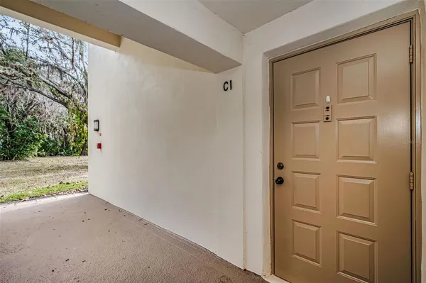 $157,000 | 3232 Lake Pine Way East, Unit C1, Tarpon Springs, FL 34688