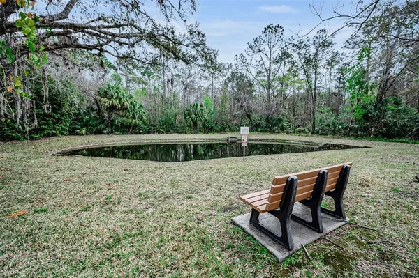 $157,000 | 3232 Lake Pine Way East, Unit C1, Tarpon Springs, FL 34688