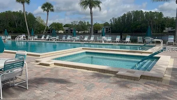 $157,000 | 3232 Lake Pine Way East, Unit C1, Tarpon Springs, FL 34688