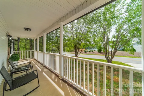 $550,000 | 902 Cornelius Road, Mooresville, NC 28117