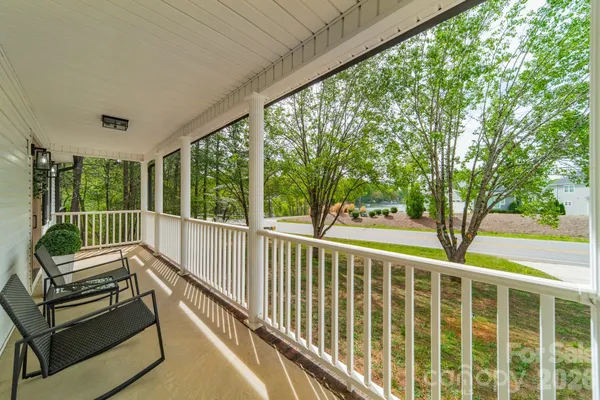 $550,000 | 902 Cornelius Road, Mooresville, NC 28117