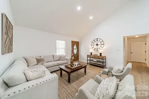 $550,000 | 902 Cornelius Road, Mooresville, NC 28117