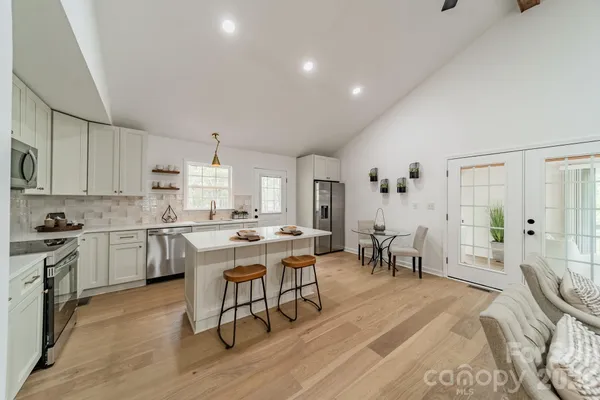 $550,000 | 902 Cornelius Road, Mooresville, NC 28117