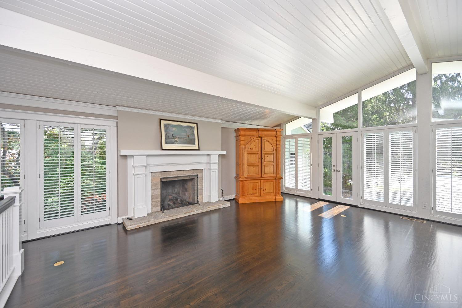 2476 Grandin Road Cincinnati, OH 45208 - Photo 21 of 59 Gallery Image 21