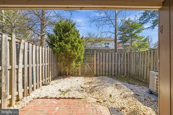 $350,000 | 102 North Duke Drive, Sterling, VA 20164