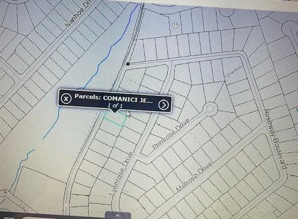 a close up of a shower