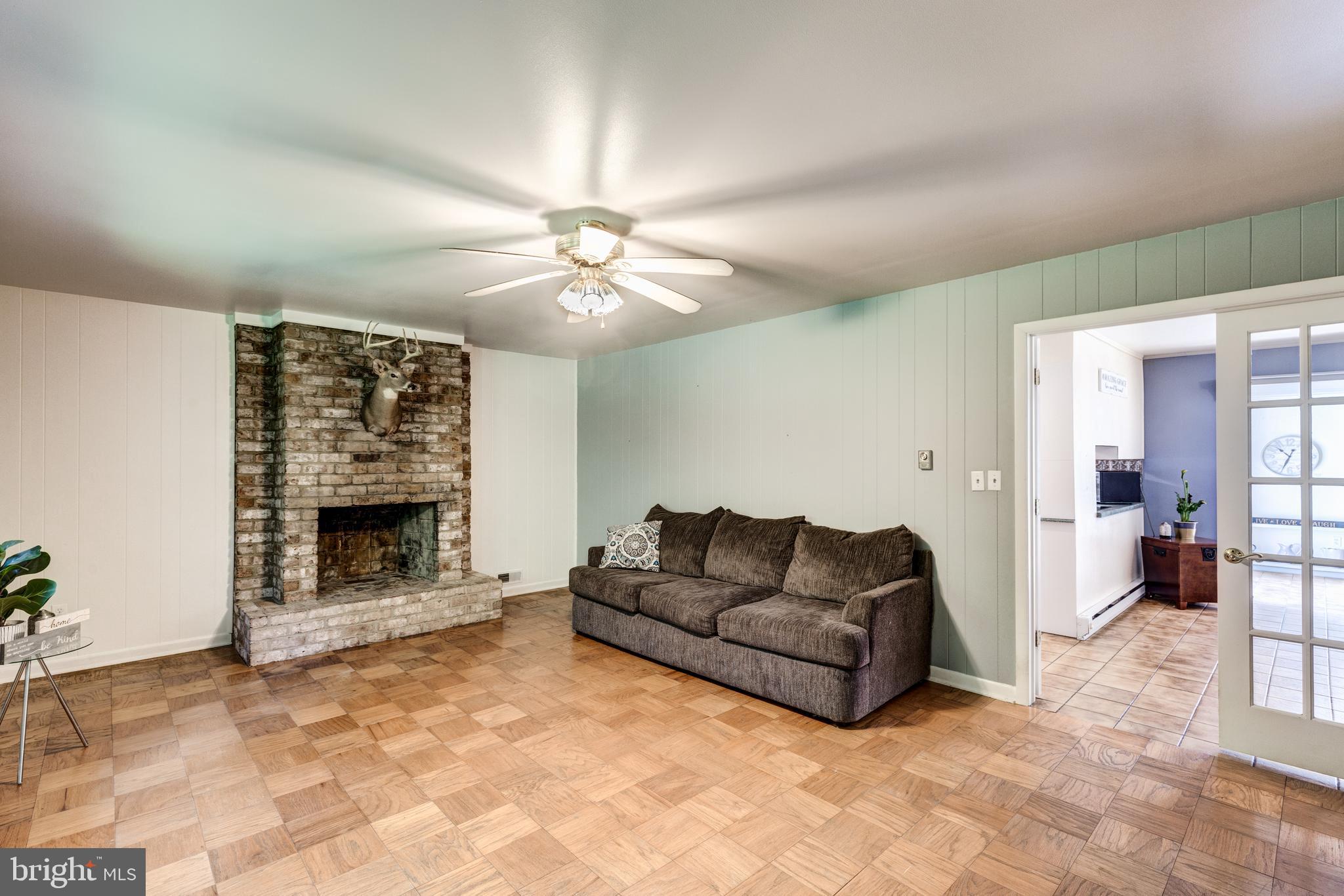 1225 Woods Road Westminster, MD 21158 - Photo 6 of 62 Gallery Image 6