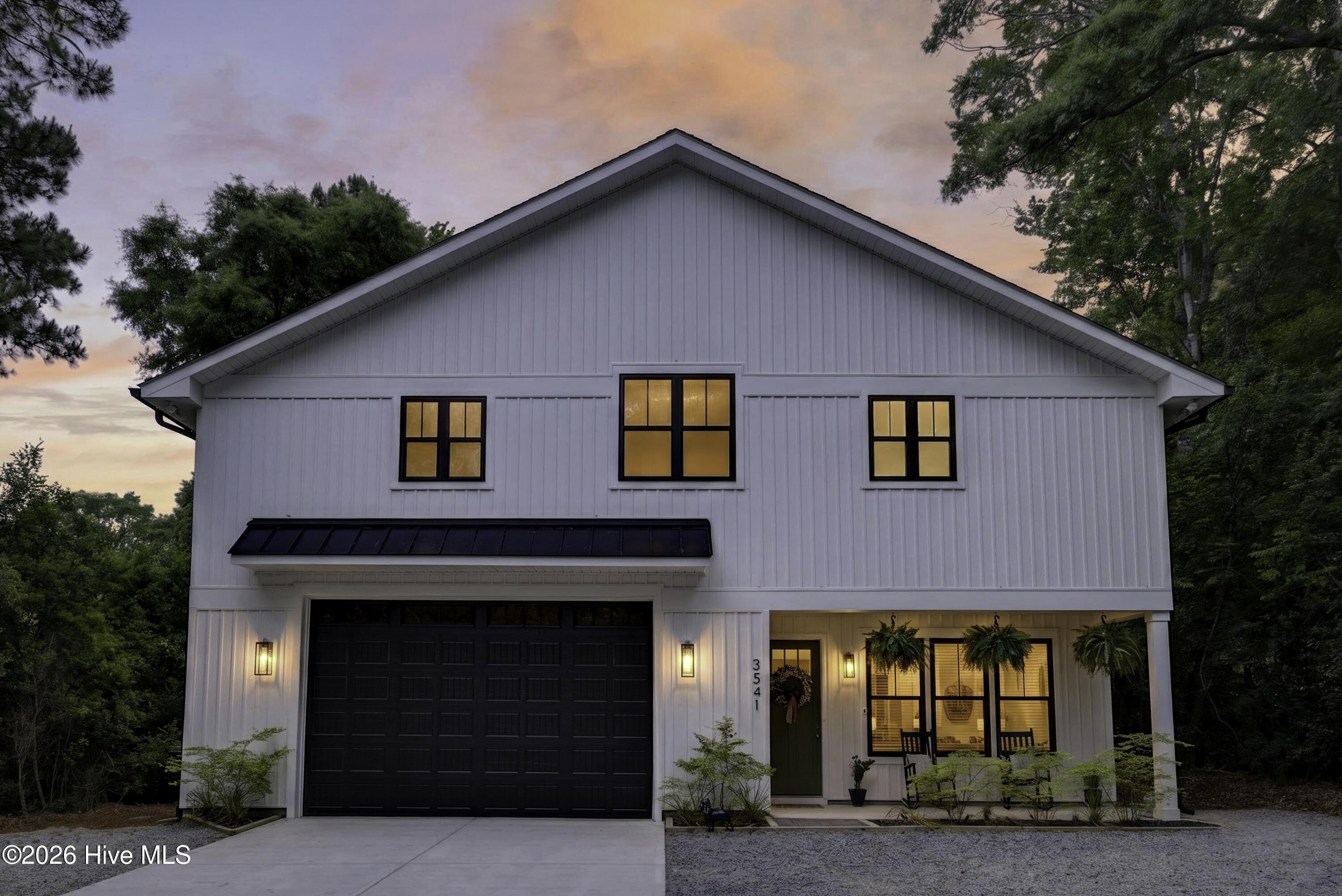 3541ScottsHillLoopRoad-3_Dusk_01