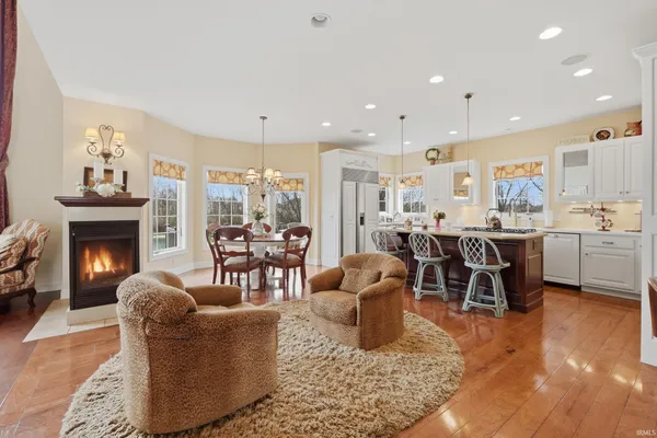 $674,900 | 4625 Shelter Cove, Fort Wayne, IN 46845
