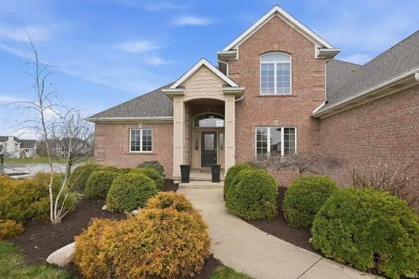 $674,900 | 4625 Shelter Cove, Fort Wayne, IN 46845