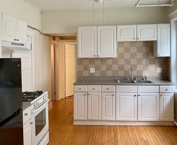 $2,500 | 797 Washington Street, Unit A, Brookline, MA 02446
