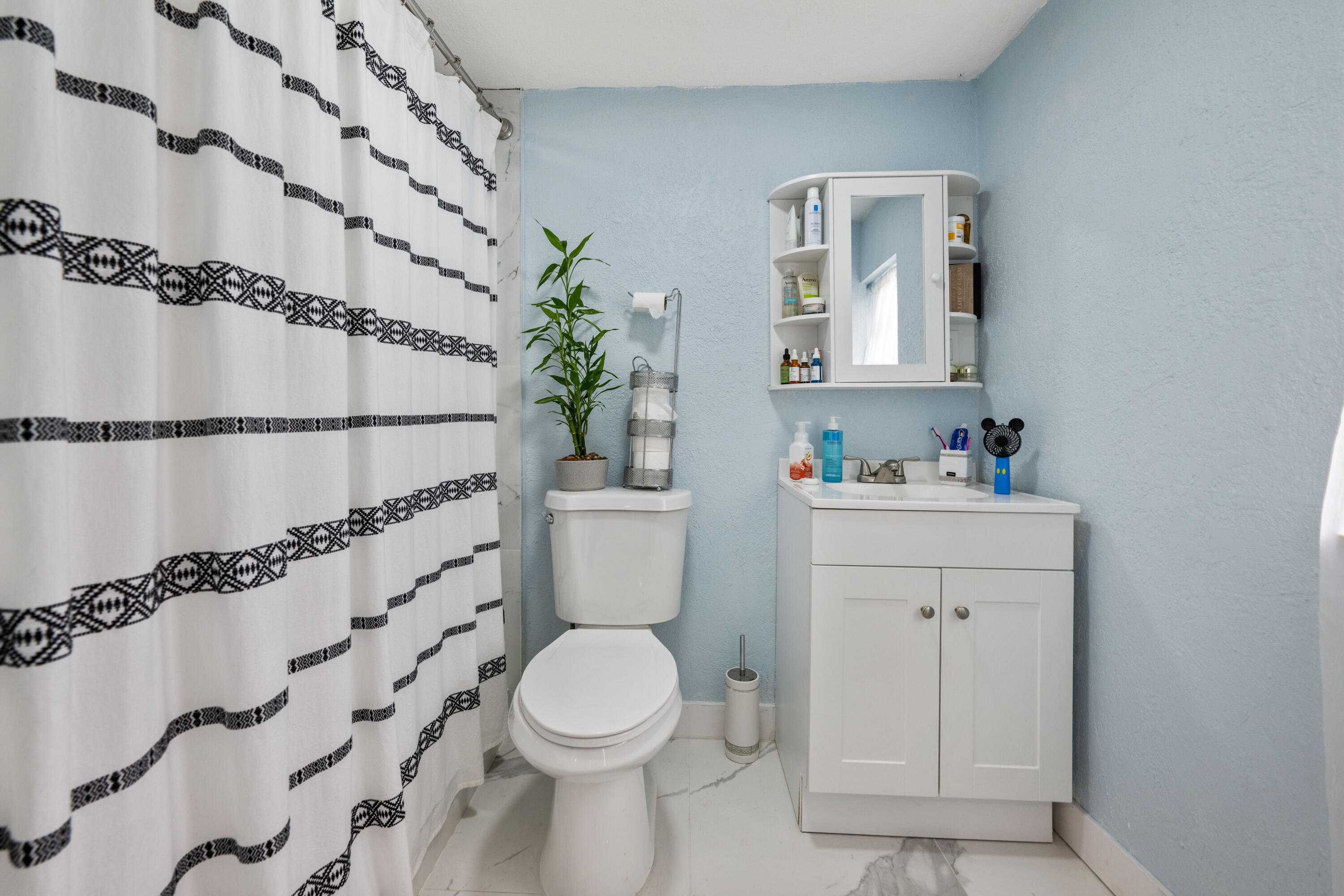 246 Akron Road Lake Worth, FL 33467 - Photo 18 of 50 DSC_5163