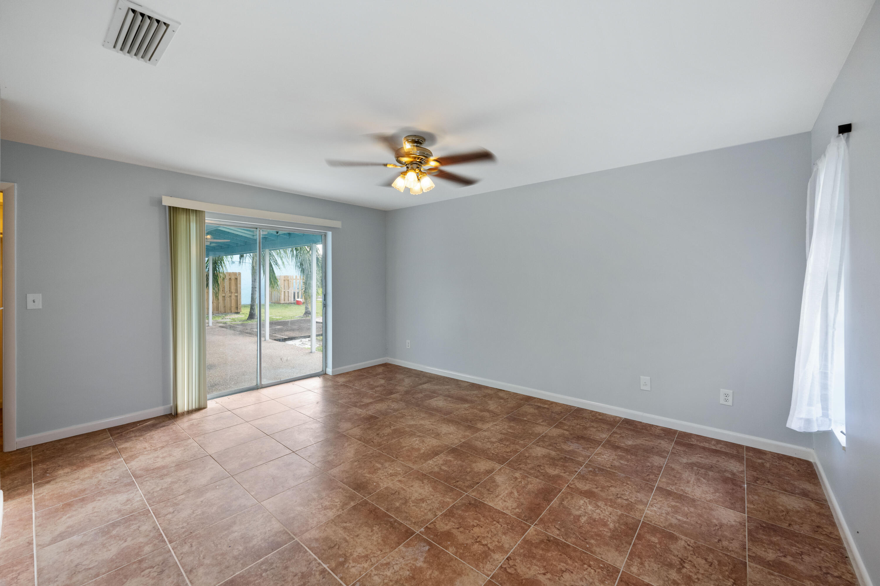 246 Akron Road Lake Worth, FL 33467 - Photo 20 of 50 DSC_5169