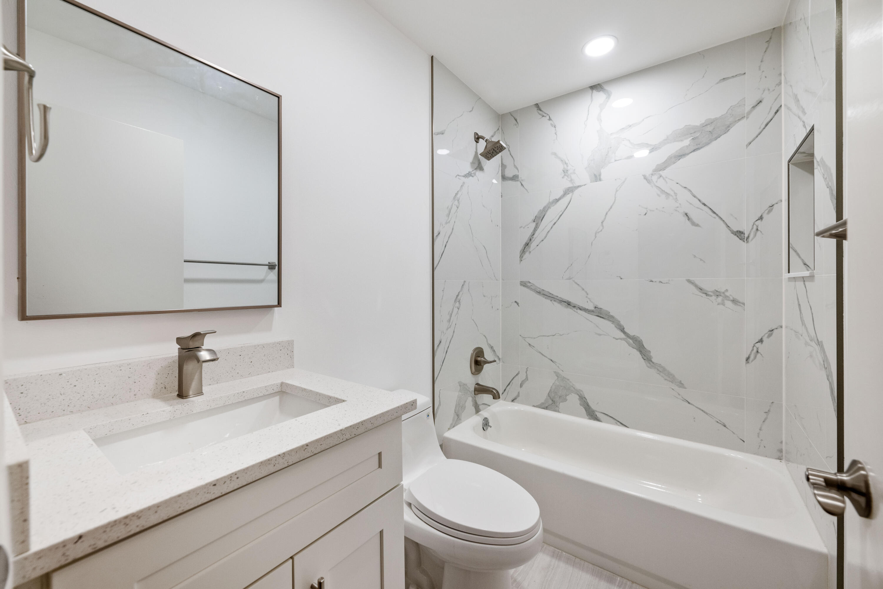 246 Akron Road Lake Worth, FL 33467 - Photo 23 of 50 DSC_5181