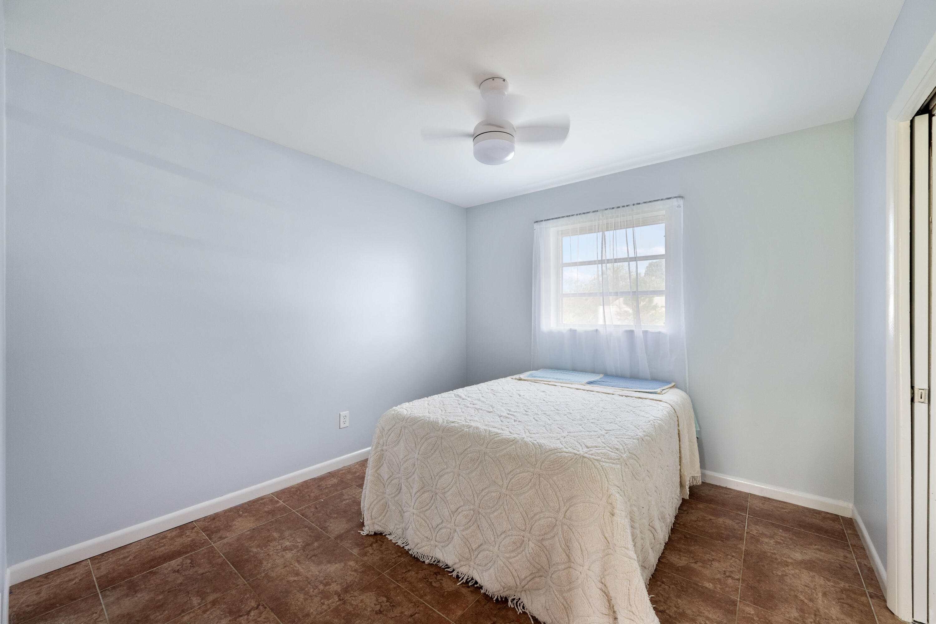246 Akron Road Lake Worth, FL 33467 - Photo 30 of 50 DSC_5202