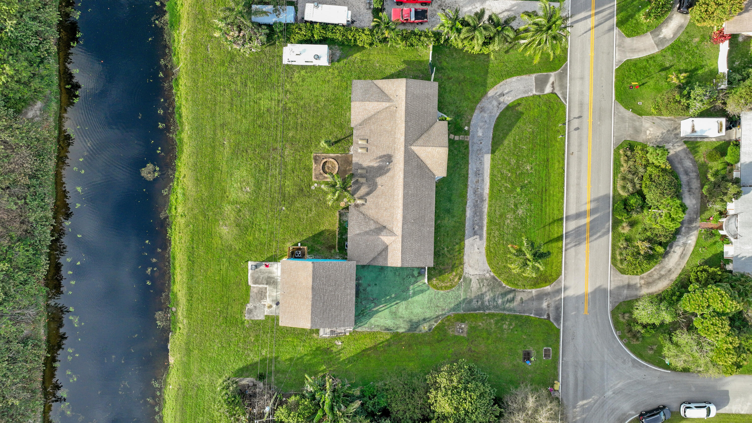 246 Akron Road Lake Worth, FL 33467 - Photo 3 of 50 DJI_0181