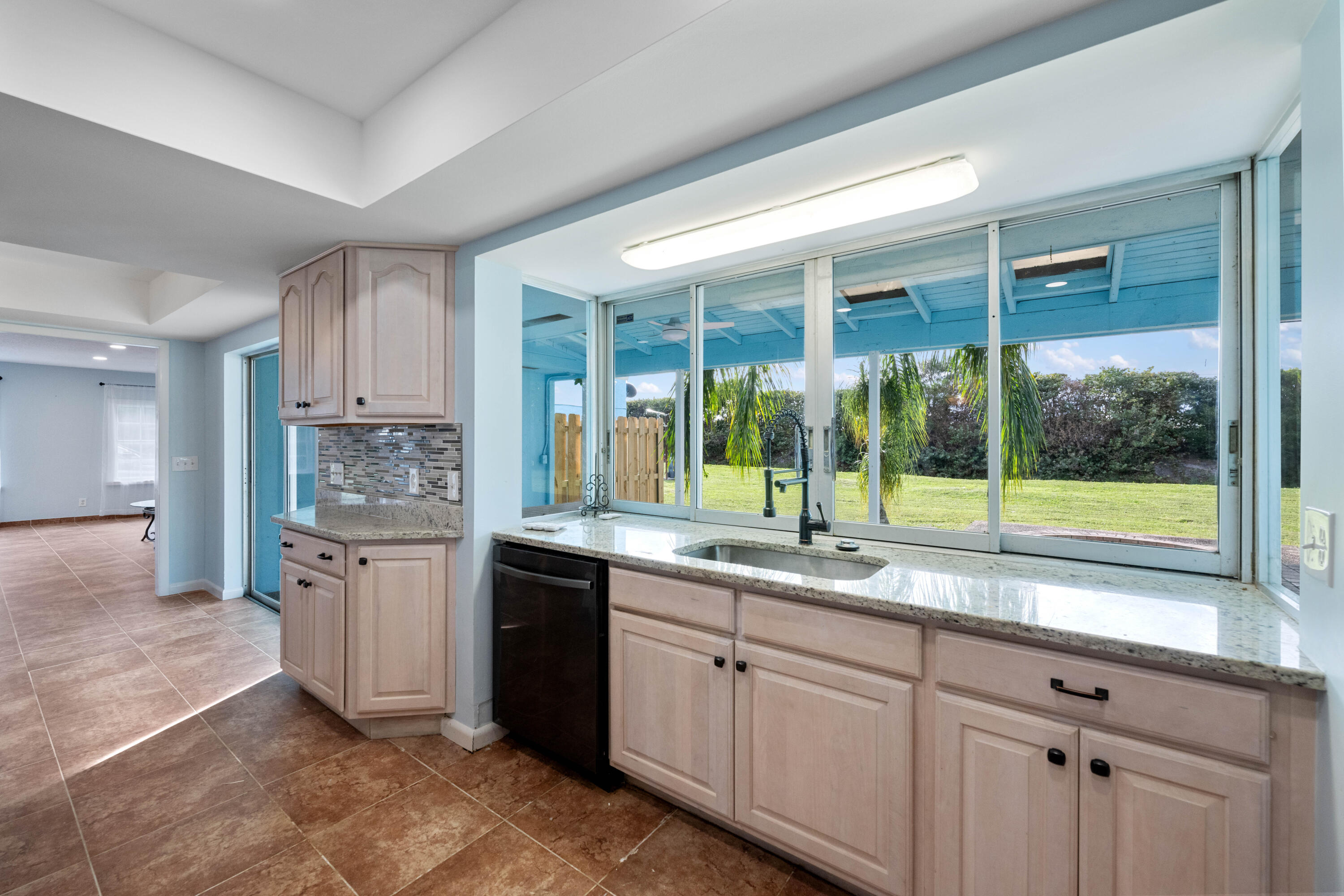 246 Akron Road Lake Worth, FL 33467 - Photo 40 of 50 DSC_5232