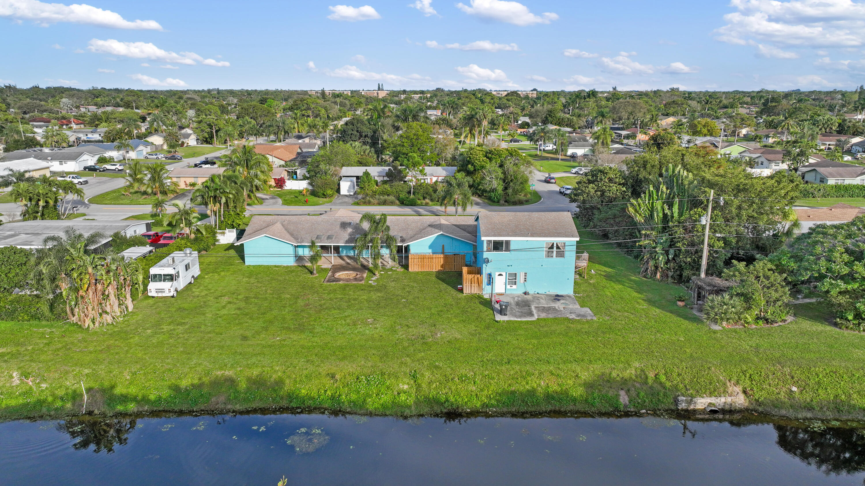 246 Akron Road Lake Worth, FL 33467 - Photo 4 of 50 DJI_0182