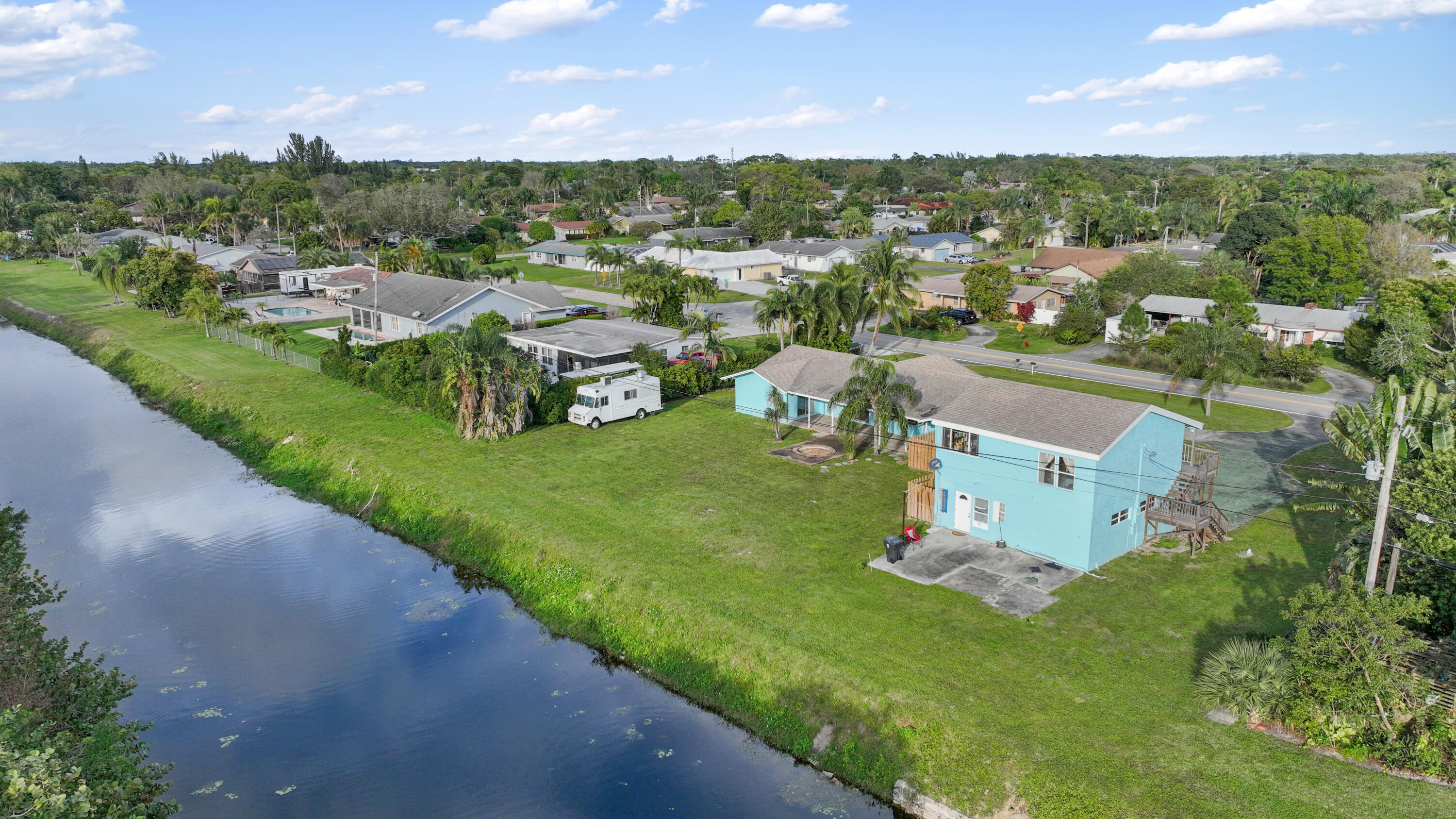 246 Akron Road Lake Worth, FL 33467 - Photo 5 of 50 DJI_0183