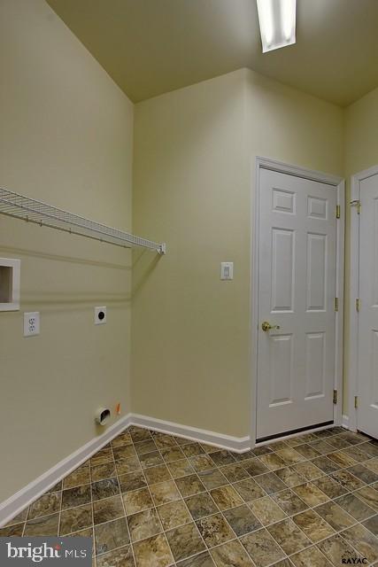 985 Silver Maple Circle Seven Valleys, PA 17360 - Photo 14 of 27