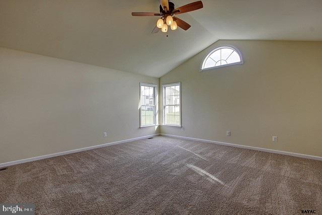 985 Silver Maple Circle Seven Valleys, PA 17360 - Photo 16 of 27