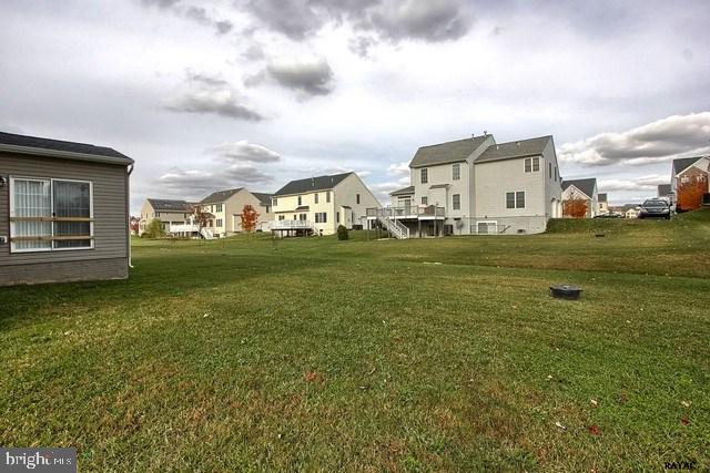 985 Silver Maple Circle Seven Valleys, PA 17360 - Photo 24 of 27