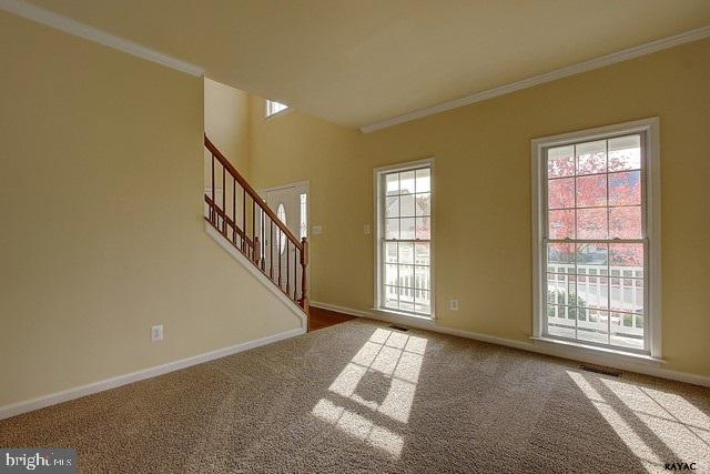 985 Silver Maple Circle Seven Valleys, PA 17360 - Photo 3 of 27