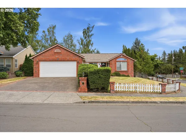$499,900 | 3100 Clearbrook Court, Newberg, OR 97132